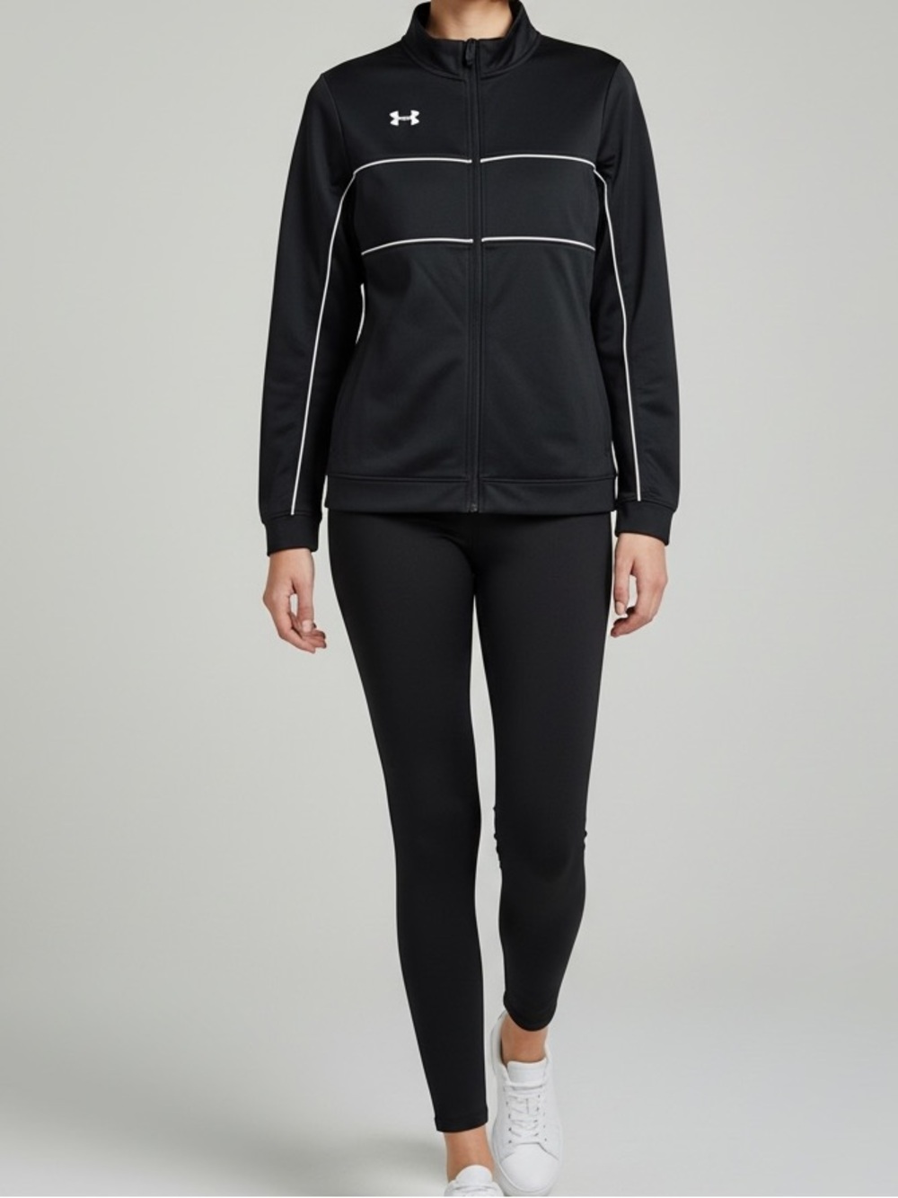 Under Armour Loose women’s Black Jacket White Piping size M